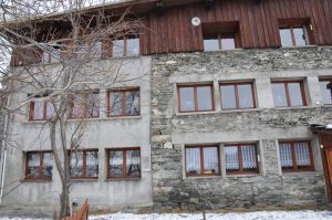 Chalet exterieur vue arriere Chalet exterieur vue arriere